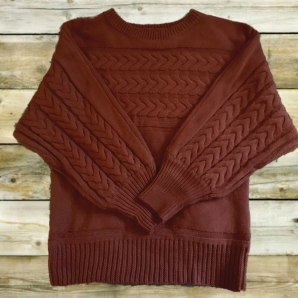 🍁Rustic clay colored cable knit Sweater Womens Size M/L - Picture 2 of 4